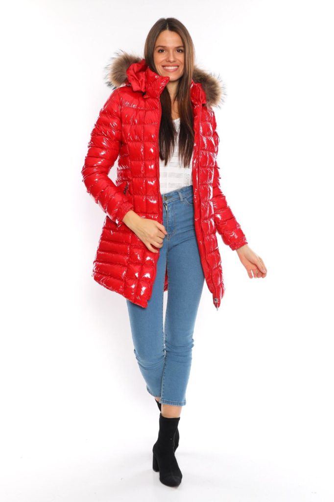 moncler mont uzun parlak kirmizi kare dikisli