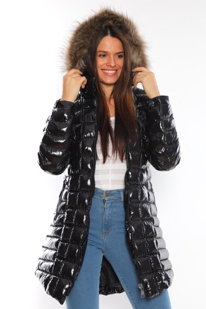 moncler mont uzun parlak siyah kare dikis