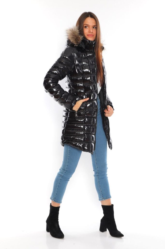 moncler mont uzun parlak siyah kare dikis