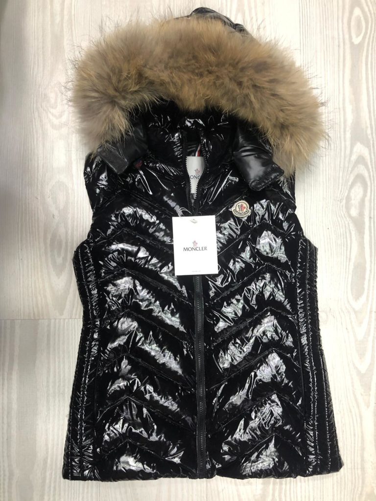 moncler yelek parlak siyah zigzag kapusonlu