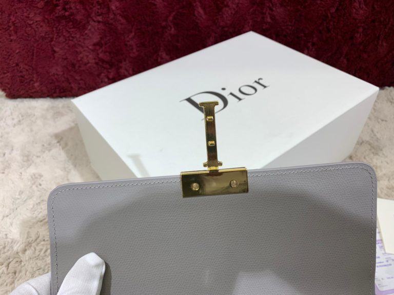 christian dior canta montaigne gri 24x17x8