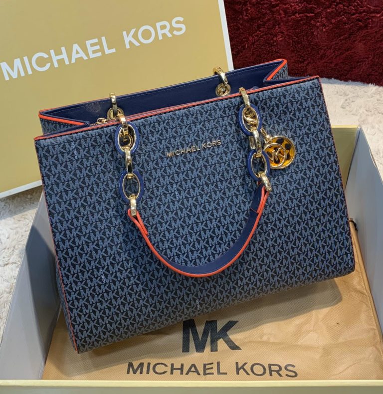 michael kors canta lacivert logo baski