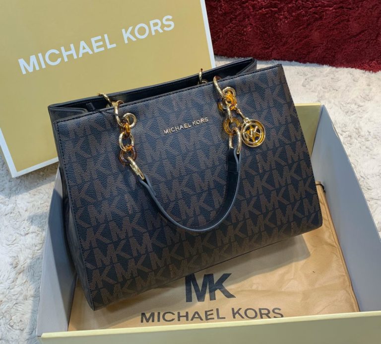 michael kors canta siyah kahve buyuk logo baski