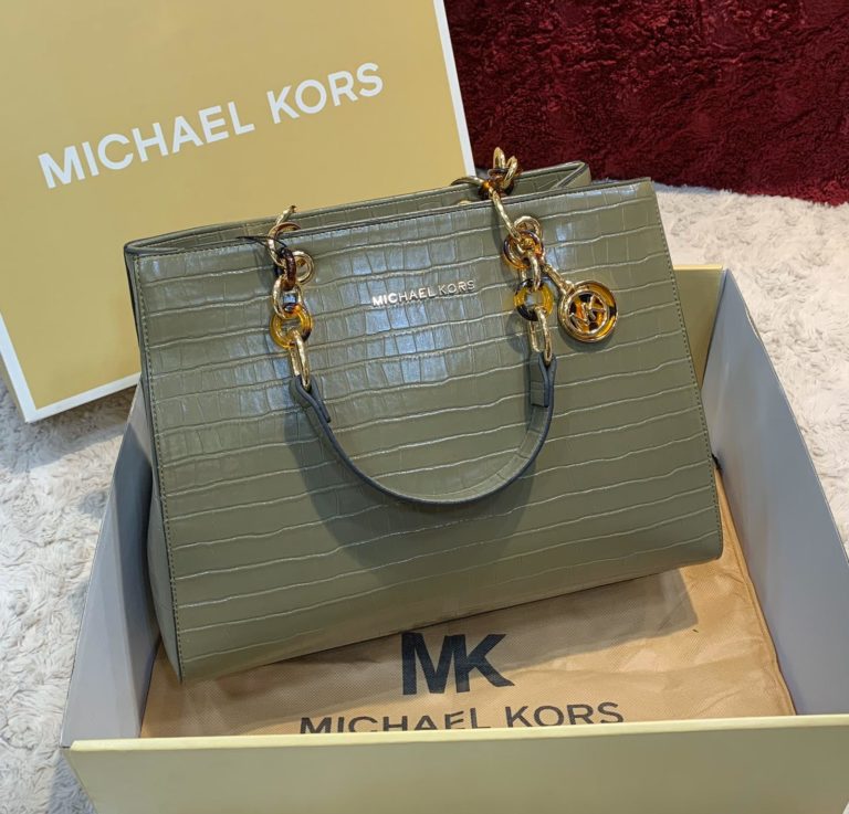 michael kors canta yesil crocodile