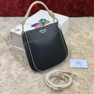prada canta margit krem siyah askili 21x20