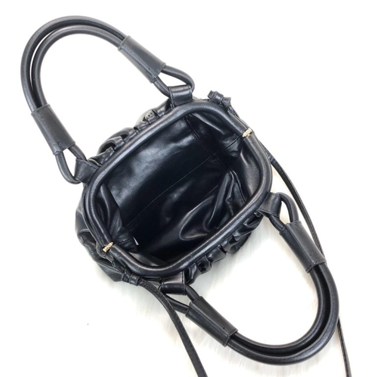 bottega vanetta canta handle pouch mini 2020 22x13