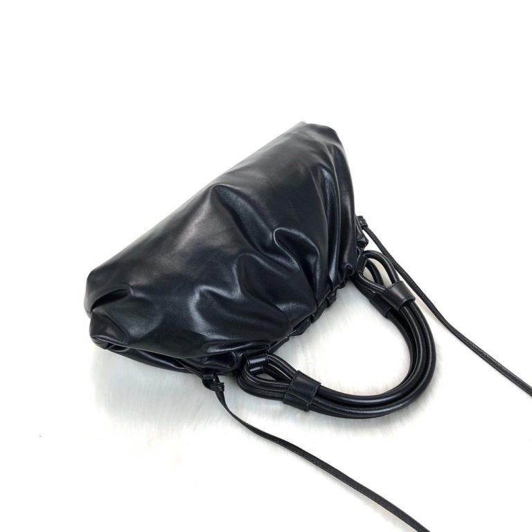 bottega vanetta canta handle pouch orta 2020 30x15
