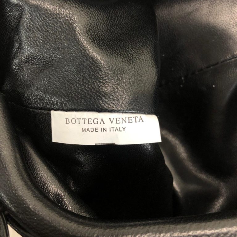 bottega vanetta canta handle pouch orta 2020 30x15