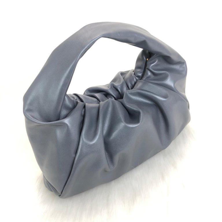 bottega vanetta canta shoulder pouch gri
