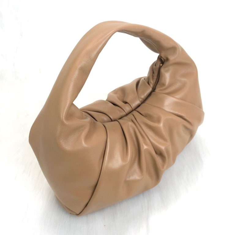 bottega vanetta canta shoulder pouch taba
