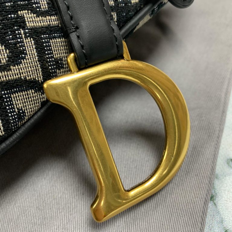 christian dior canta saddle ultra matte 26x20