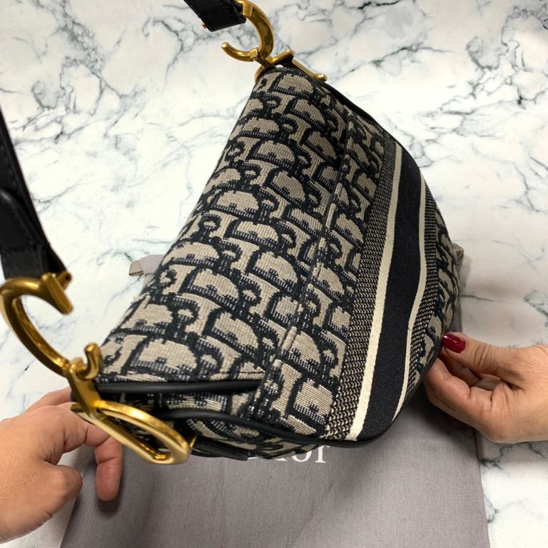 christian dior canta saddle ultra matte 26x20