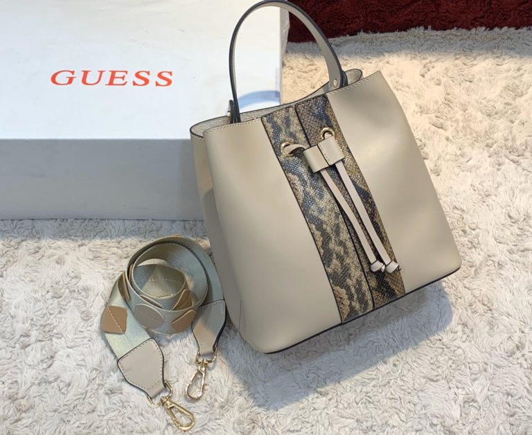 guess canta kova bej yilan serit suni deri