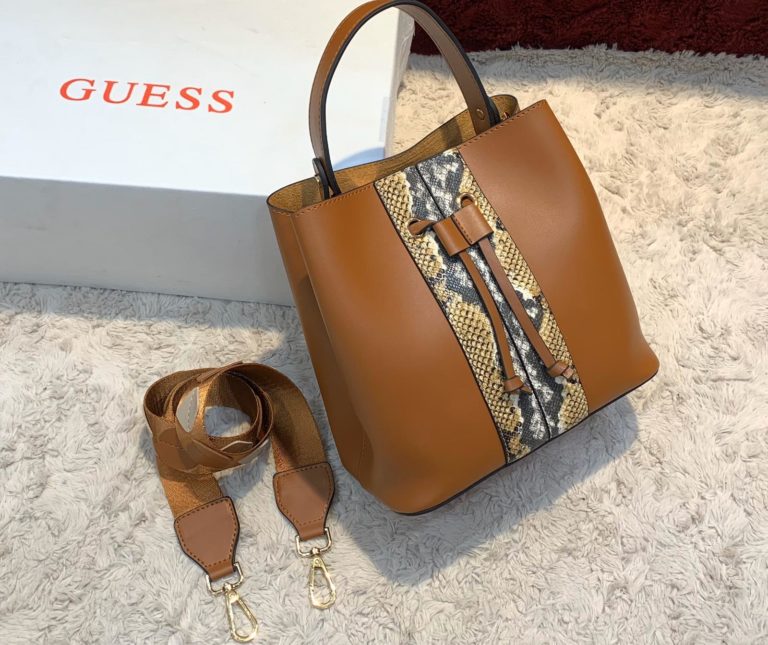 guess canta kova taba yilan serit suni deri