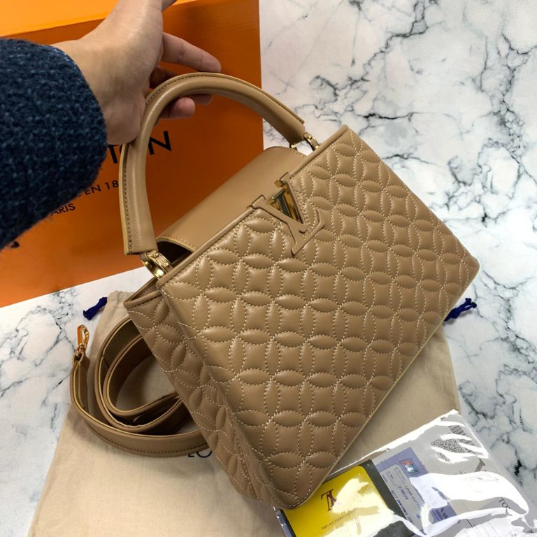 louis vuitton canta capucines PM taba 32x21x11 ithal