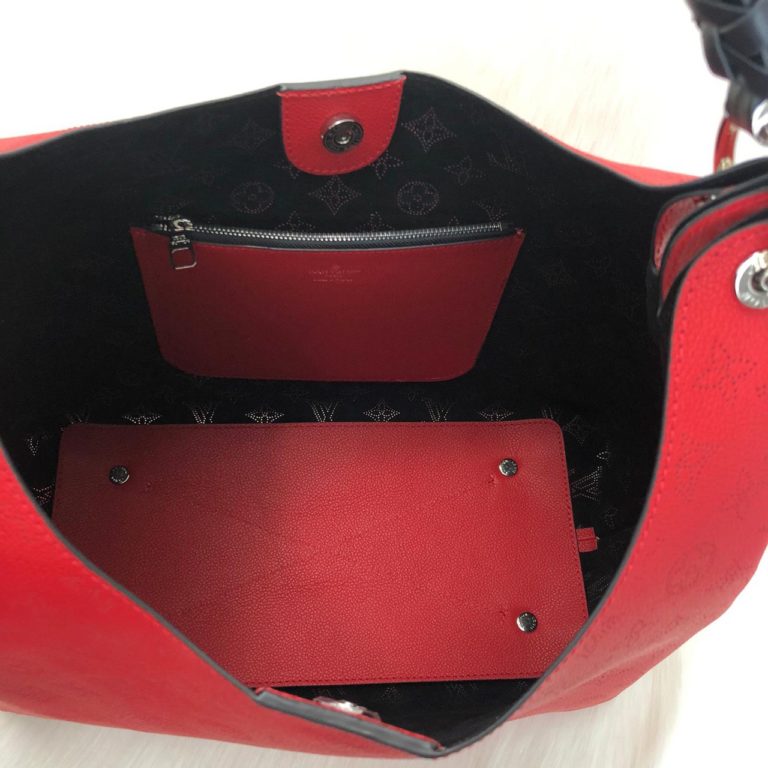 louis vuitton canta carmel kirmizi 40x35cm