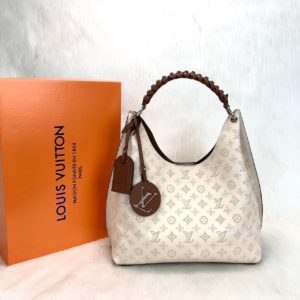 louis vuitton canta carmel krem 40x35cm