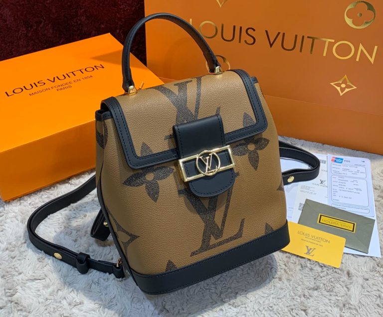 louis vuitton canta dauphine sirt monogram buyuk logo siyah 25x22