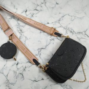 louis vuitton canta multi pochette 3 parca siyah pembe aski