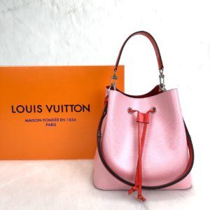 louis vuitton canta noenoe epi pembe kirmizi orgu sap 26x26x17
