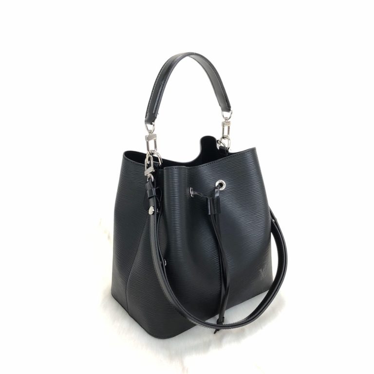 louis vuitton canta noenoe epi siyah orgu sap 26x26x17