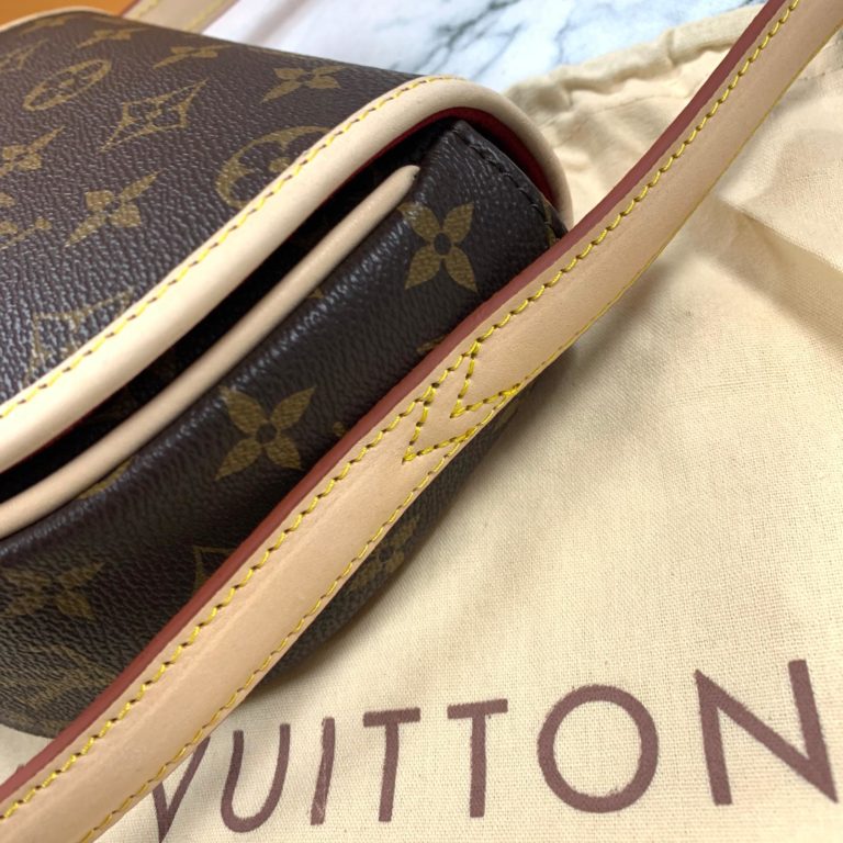 louis vuitton canta tambourin monogram 19x15x8