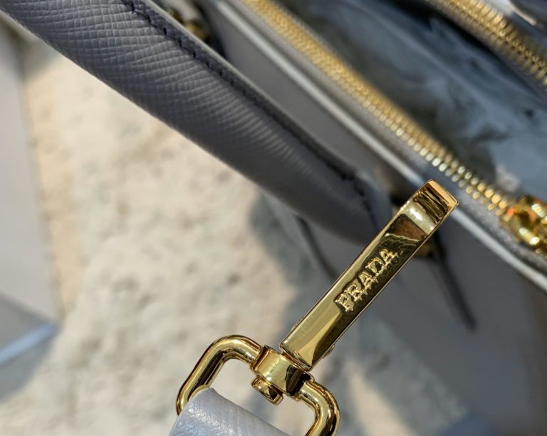 prada canta saffiano galleria gri 27x18