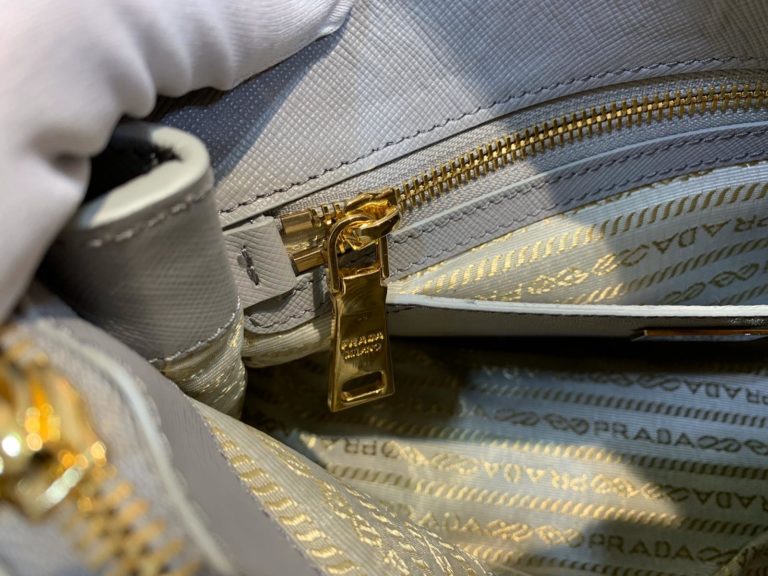 prada canta saffiano galleria gri 27x18
