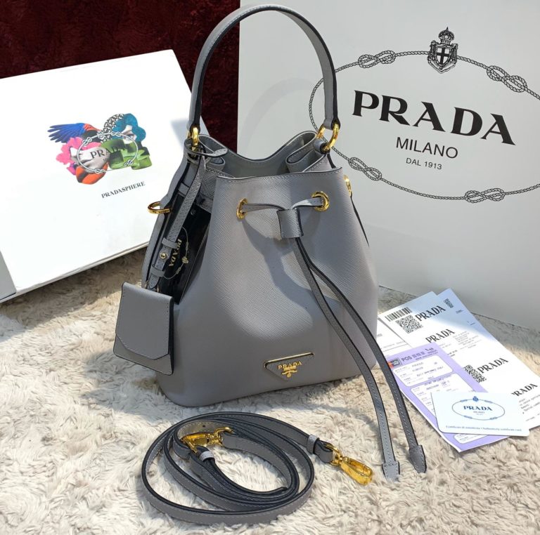 prada canta saffiano kova gri ithal 24x24