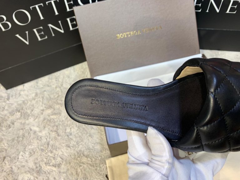 bottega terlik siyah hakiki deri