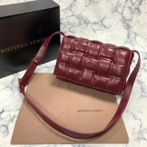 bottega vanetta canta Padded Cassette bordo 26x18cm