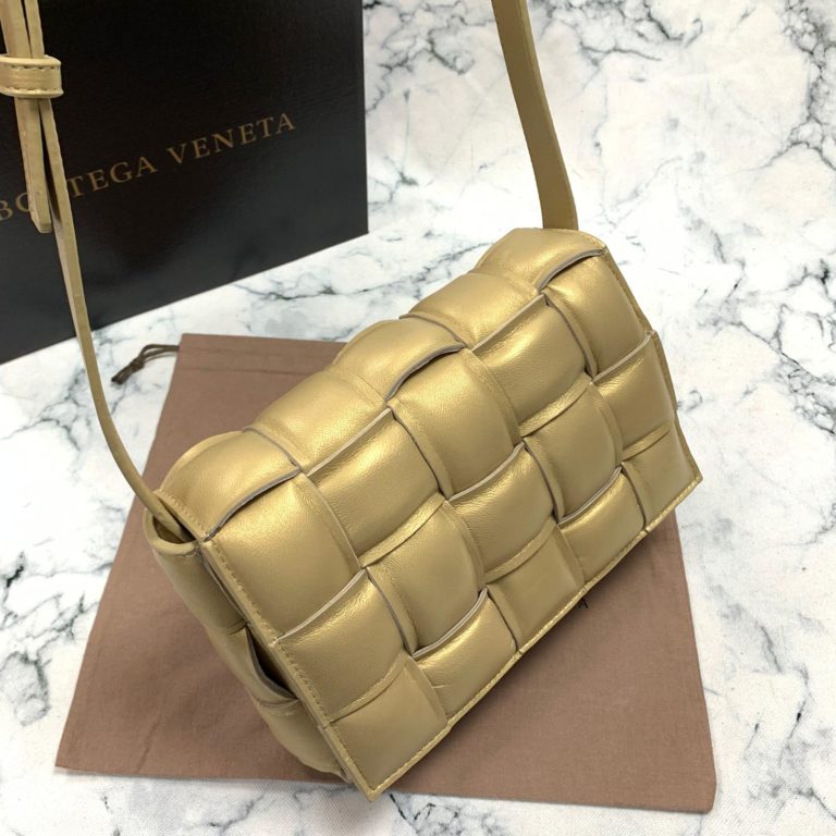 bottega vanetta canta Padded Cassette gold 26x18cm