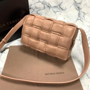 bottega vanetta canta Padded Cassette pudra 26x18cm