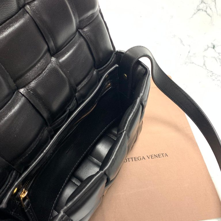 bottega vanetta canta Padded Cassette siyah 26x18cm