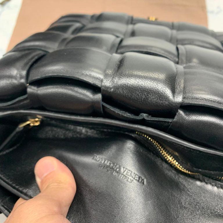 bottega vanetta canta Padded Cassette siyah 26x18cm