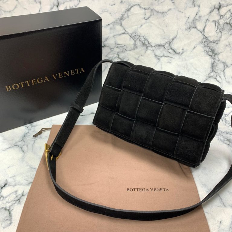 bottega vanetta canta Padded Cassette siyah suet 26x18cm