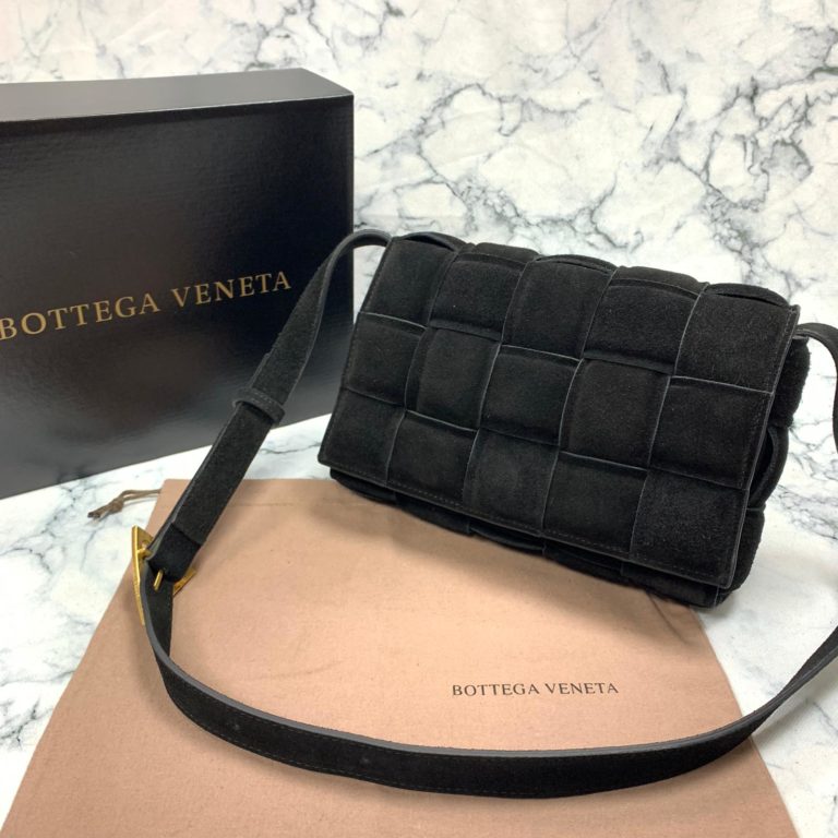 bottega vanetta canta Padded Cassette siyah suet 26x18cm