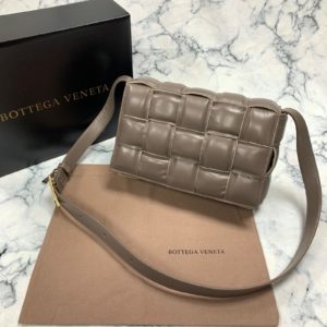 bottega vanetta canta Padded Cassette vizon 26x18cm