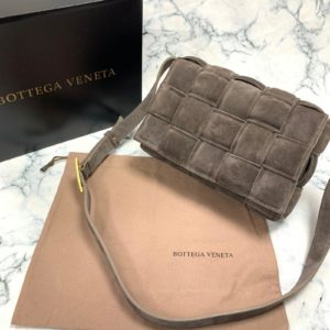 bottega vanetta canta Padded Cassette vizon suet 26x18cm