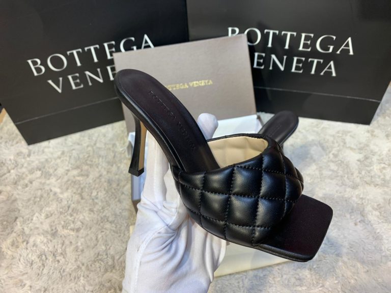 bottega vanetta terlik topuklu siyah