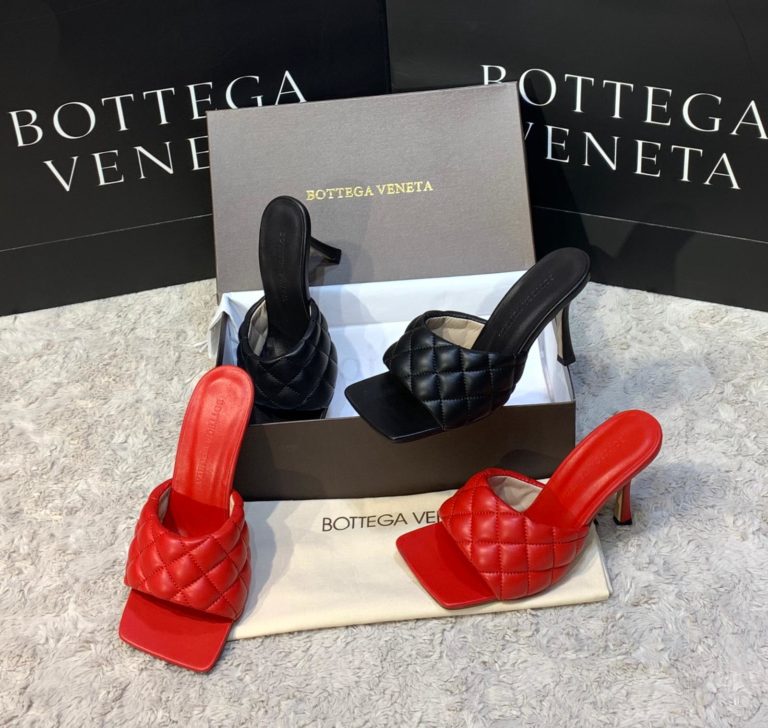 bottega vanetta terlik topuklu siyah