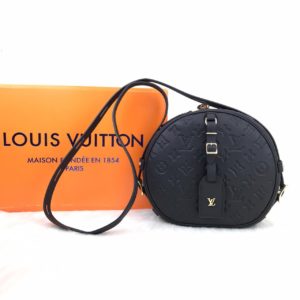 louis vuitton canta boite siyah 22x20x8cm