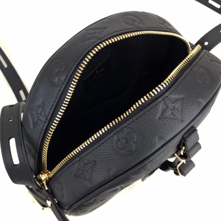 louis vuitton canta boite siyah 22x20x8cm