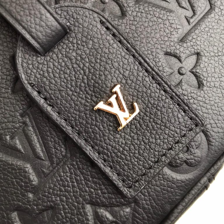 louis vuitton canta boite siyah 22x20x8cm