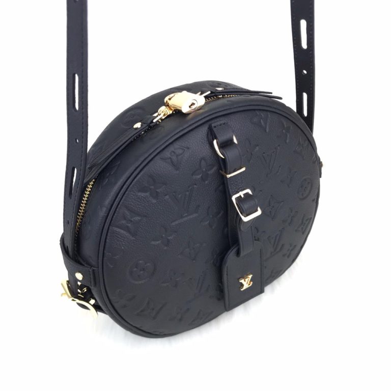 louis vuitton canta boite siyah 22x20x8cm