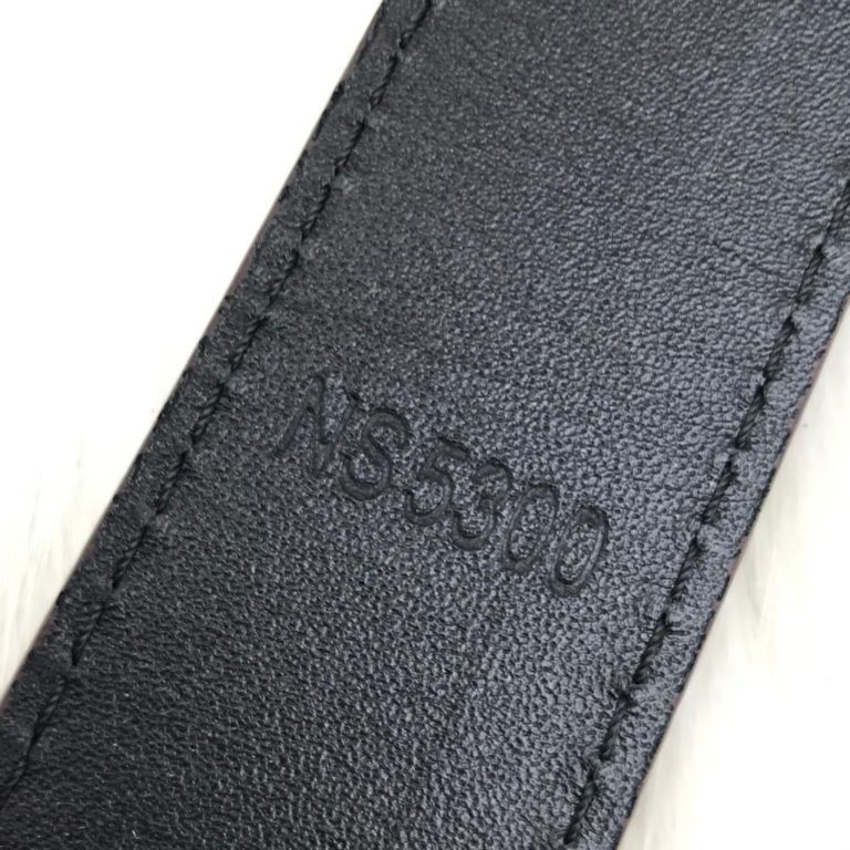 louis vuitton canta daily multi pocket belt