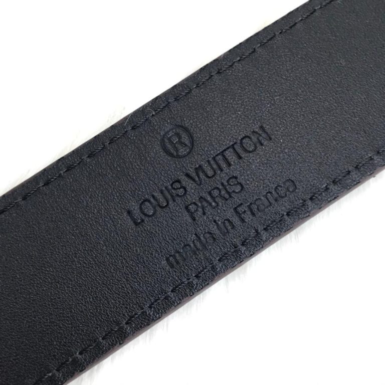 louis vuitton canta daily multi pocket belt