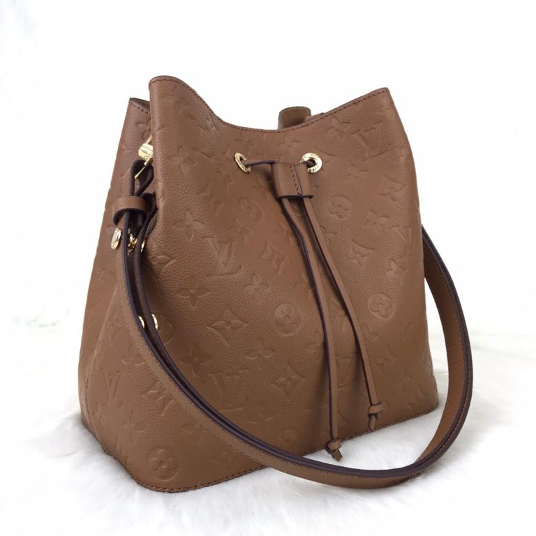 louis vuitton canta neonoe monogram taba 26x26