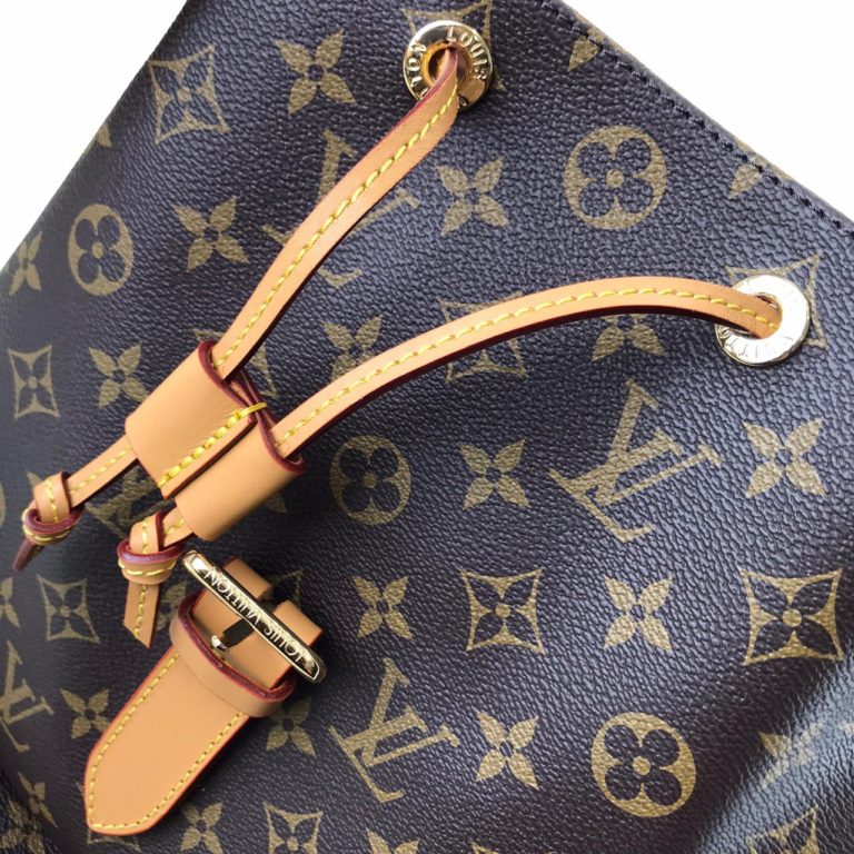 louis vuitton canta trio sirt cantasi hakiki deri