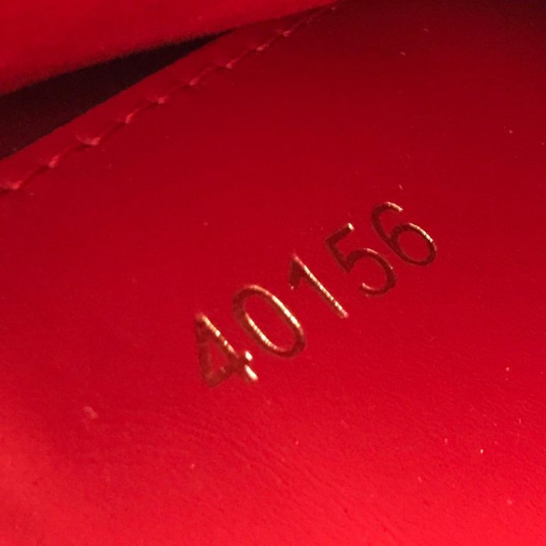 Christian Dior canta Jadior  hakiki deri kirmizi  26x17 cm